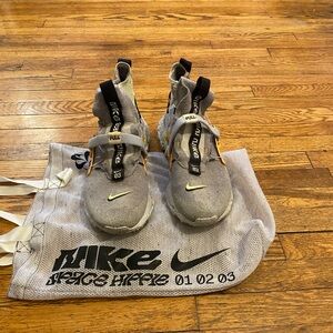 Nike space hippie 03